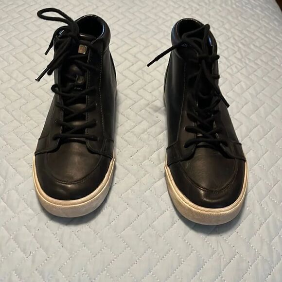 Lauren Ralph Lauren leather high tops. Size 7.5 - Picture 1 of 8